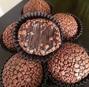 Nana's Chocolate Carioca Truffles